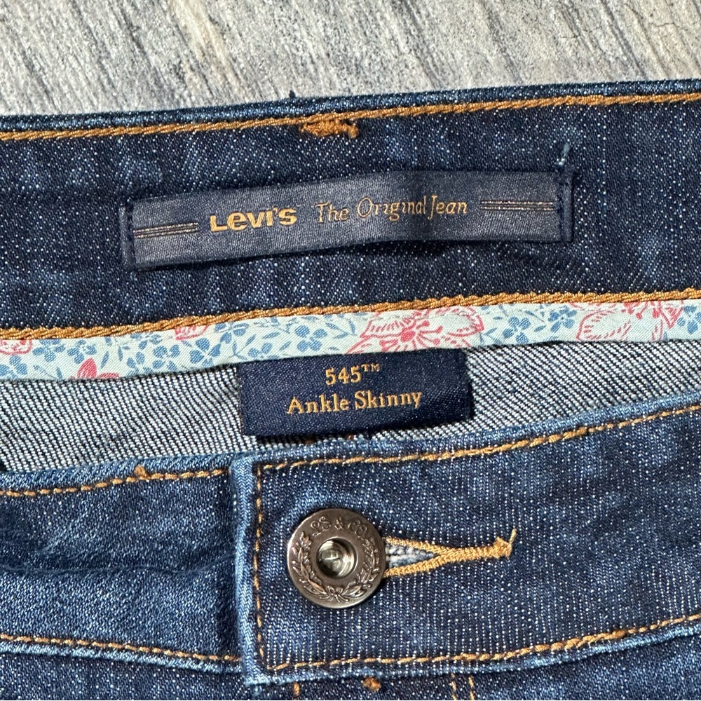 Ladies LEVI’S 545 Dark Wash 545 Ankle Skinny Jeans 16 - Picture 6 of 10